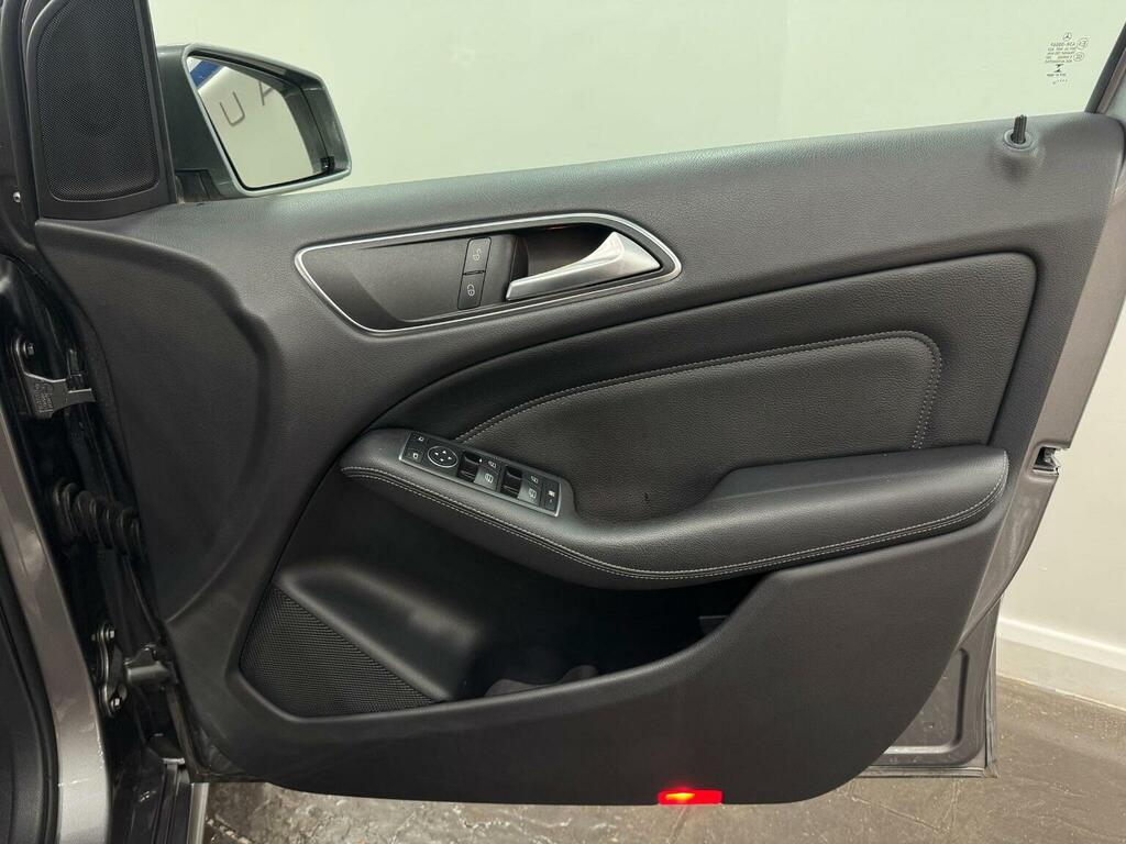 Mercedes-Benz B Class 200 Sport Executive Silver #21
