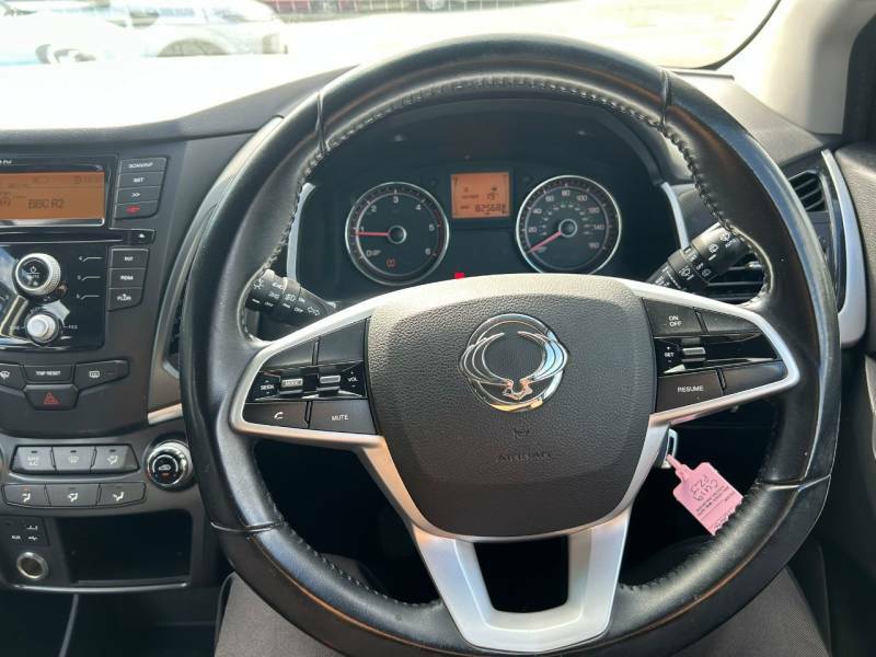 SsangYong Korando 2.2 Elx 4X4 White #11