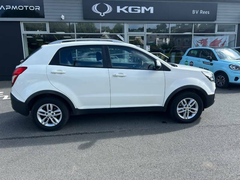SsangYong Korando 2.2 Elx 4X4 White #8