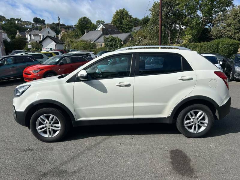 SsangYong Korando 2.2 Se White #4
