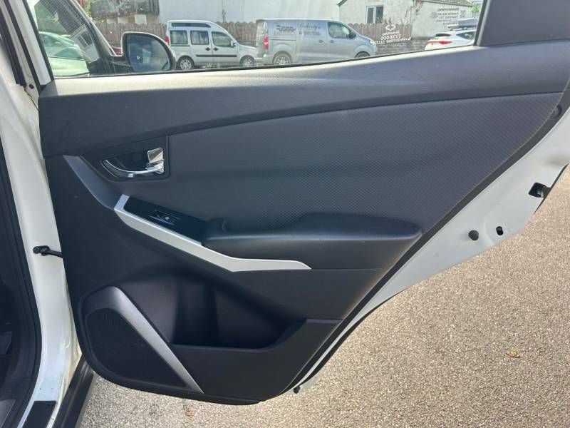 SsangYong Korando 2.2 Elx 4X4 White #20
