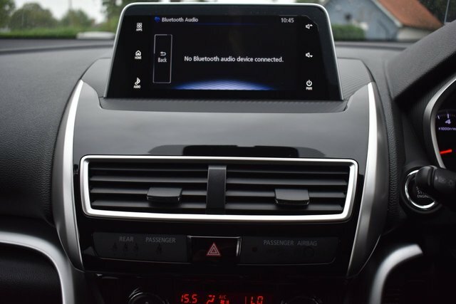 Mitsubishi Eclipse Cross 1.5T Black Suv Cvt 4Wd Ss 163 Ps - White #19