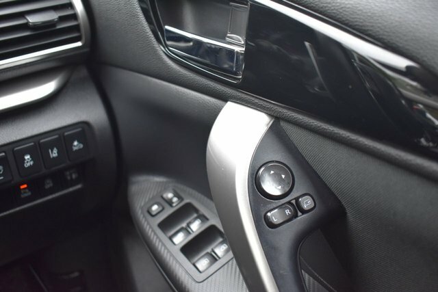 Mitsubishi Eclipse Cross 1.5T Black Suv Cvt 4Wd Ss 163 Ps - White #29