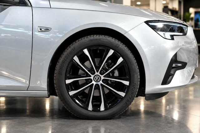 Vauxhall Insignia 1.5 Turbo D Design Grand Sport E Silver #2