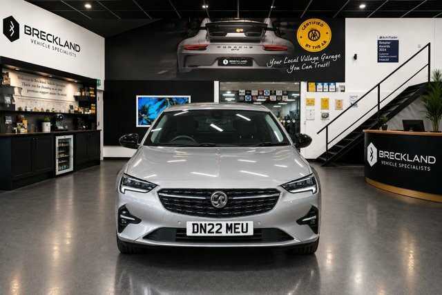 Vauxhall Insignia 1.5 Turbo D Design Grand Sport E Silver