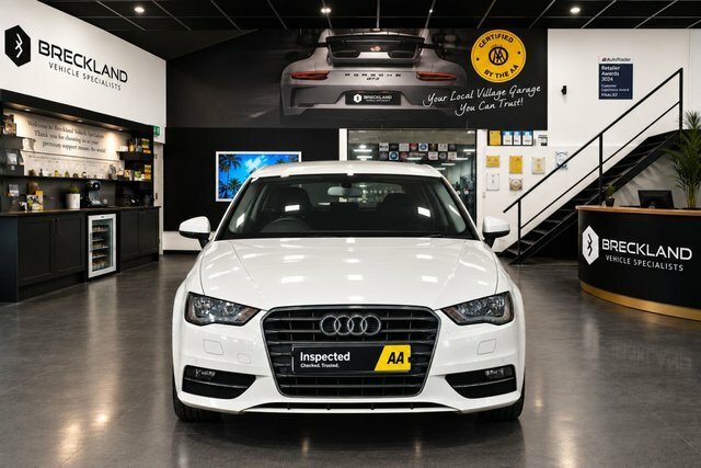 Audi A3 1.2 Tfsi Sport Sportback Euro 5 White #2