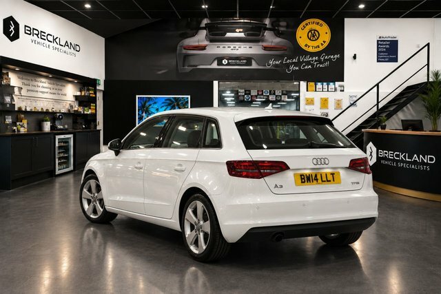 Audi A3 1.2 Tfsi Sport Sportback Euro 5 White #6