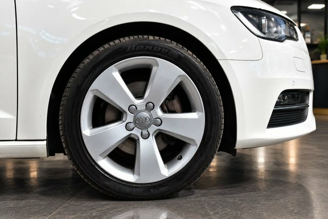 Audi A3 1.2 Tfsi Sport Sportback Euro 5 White #3