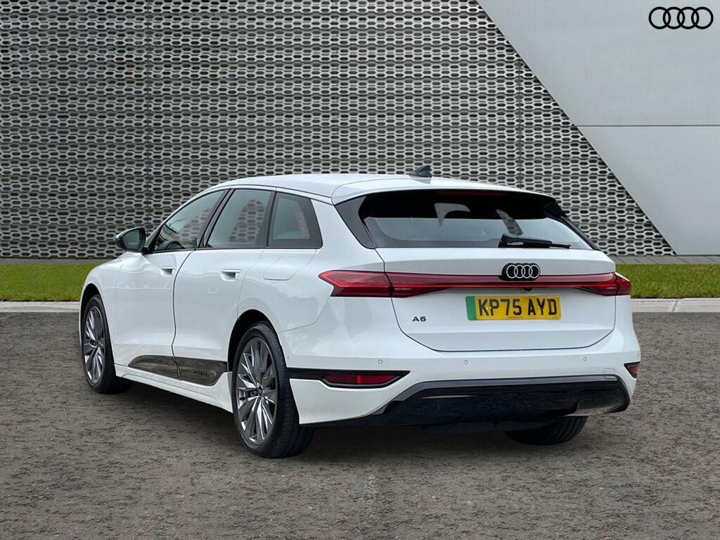 Audi A6 E-tron Avant 100Kwh Performance Sport White #3