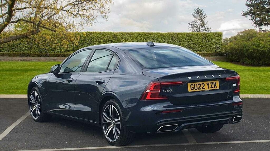 Volvo S60 Recharge R-design T8 Awd Plug-in Hybrid Blue #2