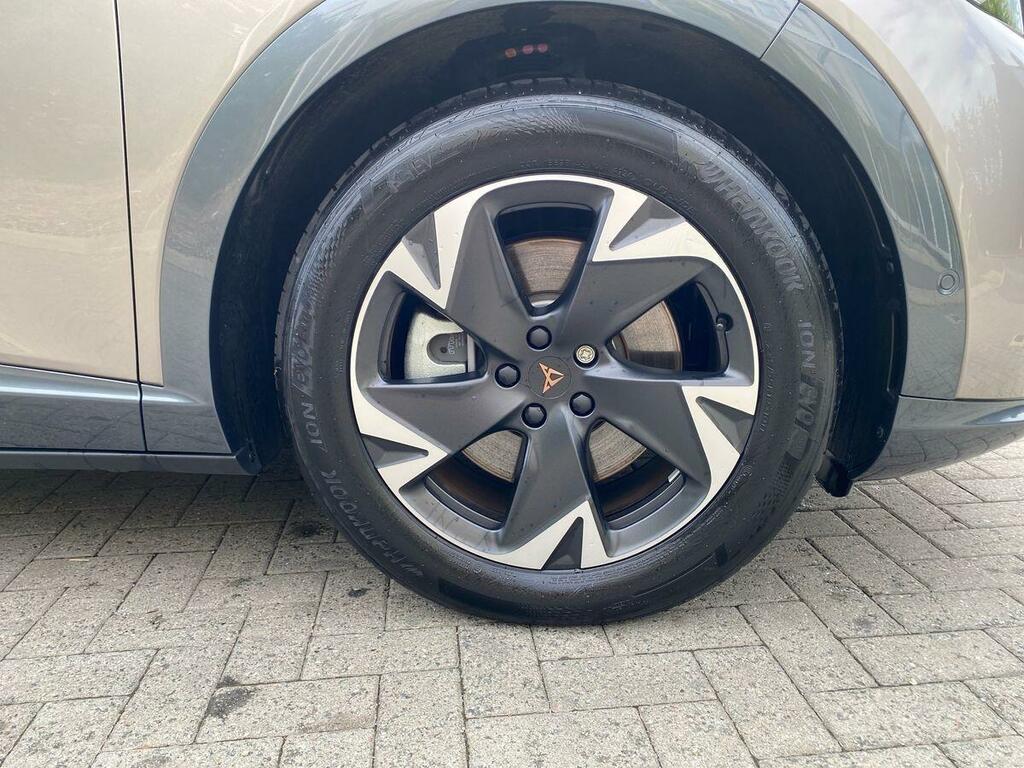 Cupra Tavascan 77Kwh V1 Suv Coupe Beige #6