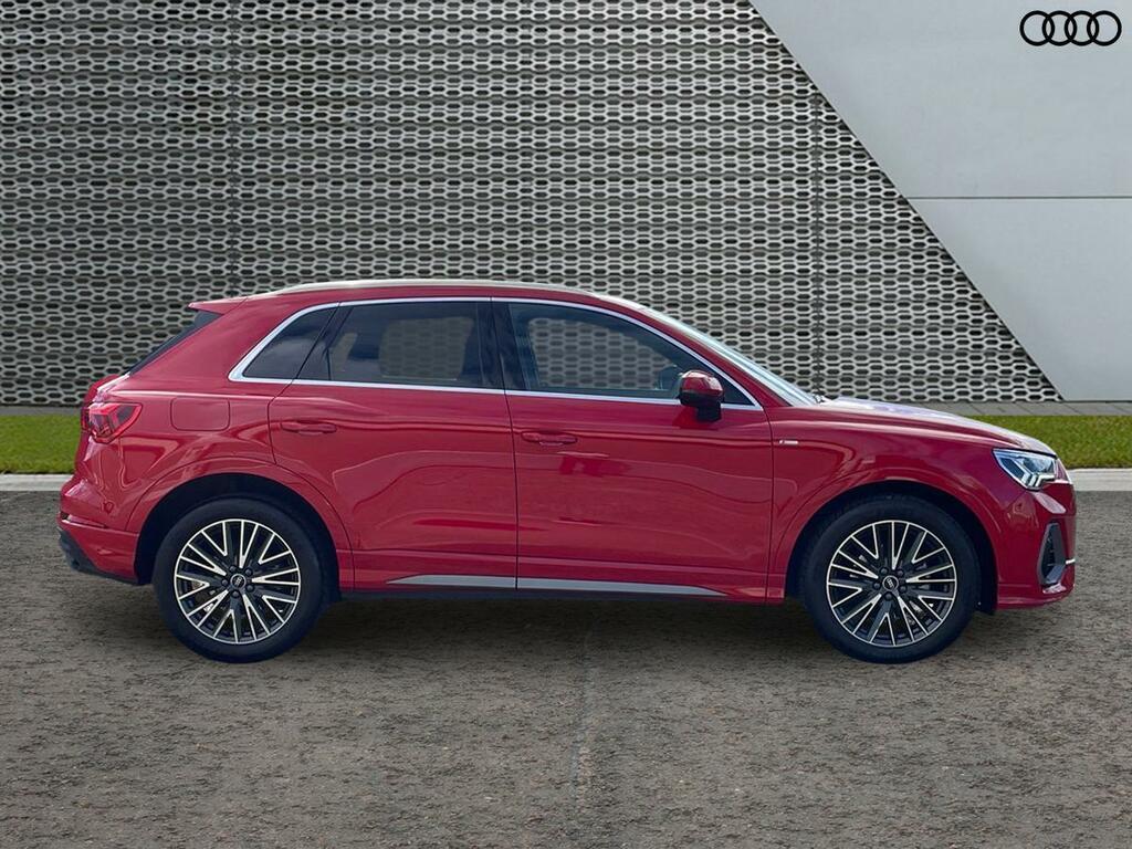 Audi Q3 S Line 35 Tfsi 150 Ps S Tronic Red #4