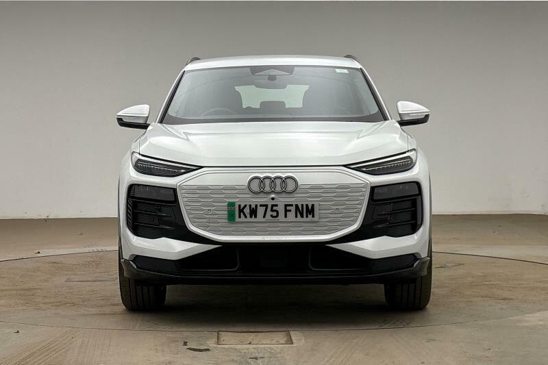 Audi Q6 E-Tron Suv Sport 18500 Kw KW75FNM White #6