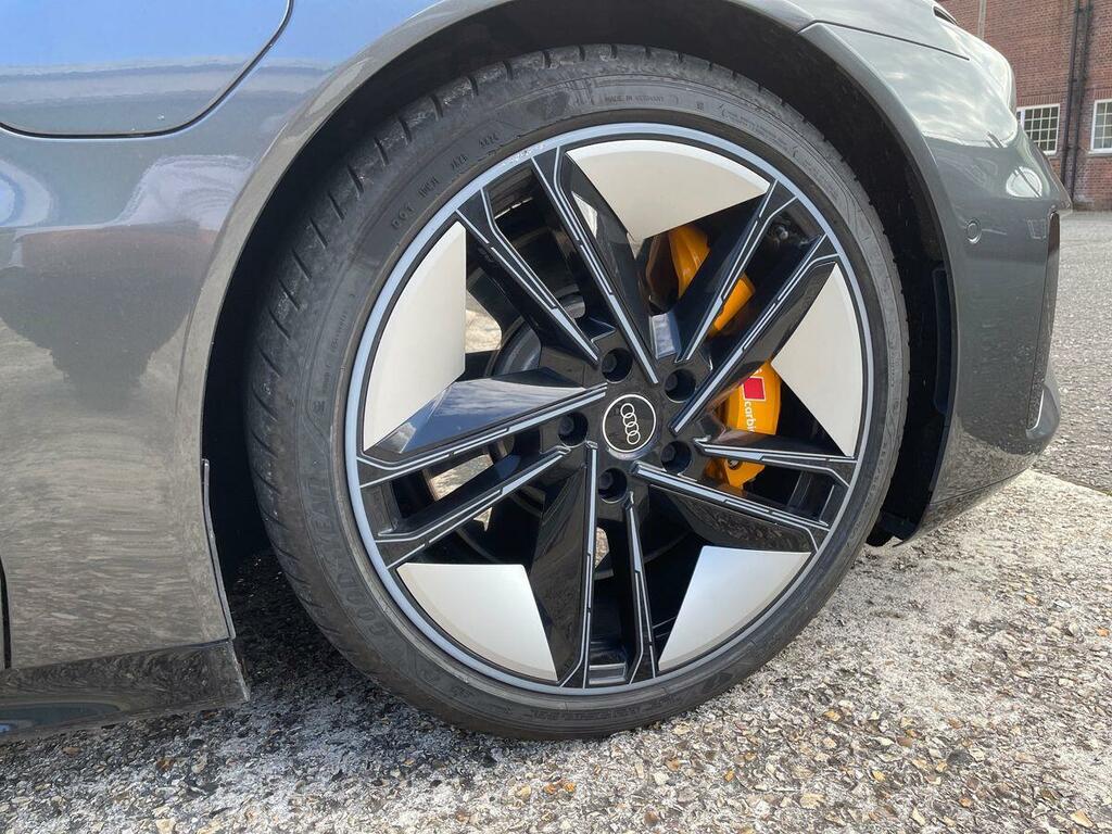Audi Rs E-Tron Gt 93.4Kwh Carbon Vorsprung Saloon Black #49