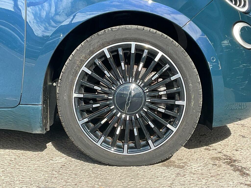 Fiat 500E C 42Kwh La Prima Green #6