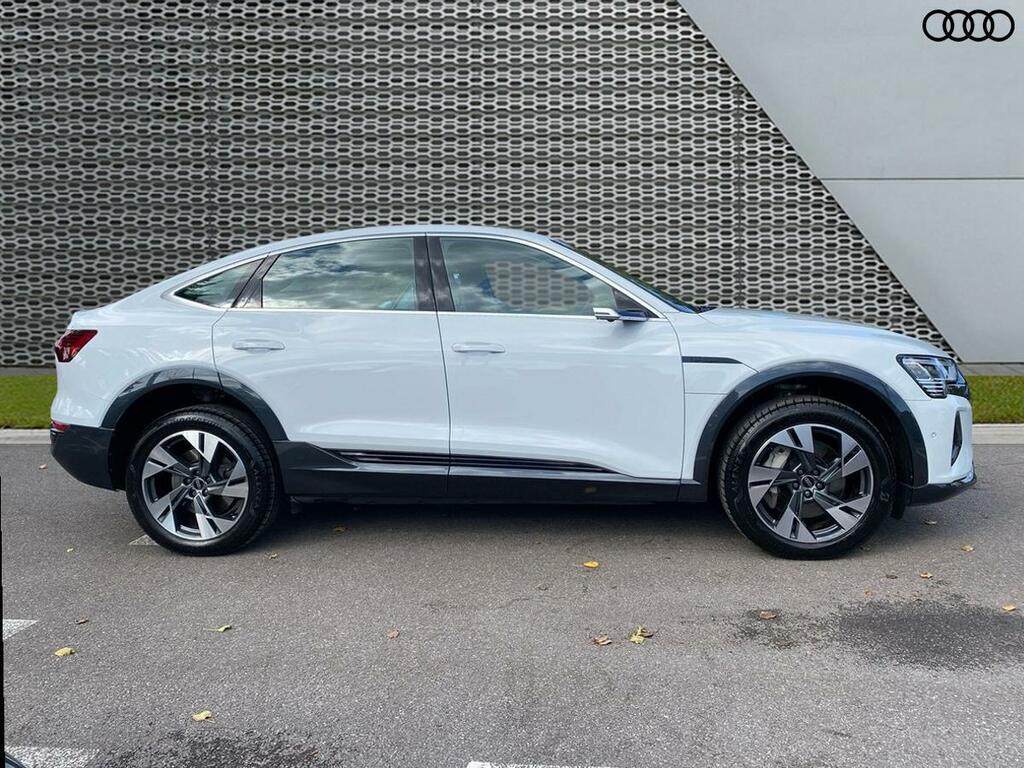 Audi Q8 e tron Sportback Sport 55 E-tron Quattro 30000 Kw White #5