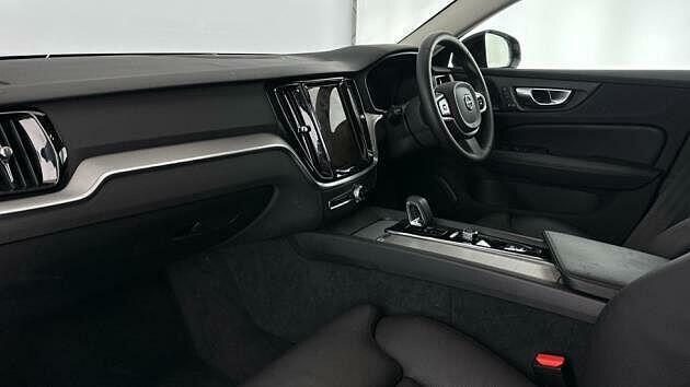 Volvo V60 2.0 B4 Mhev Ultra Estate Hybrid Dct Aut Silver #6