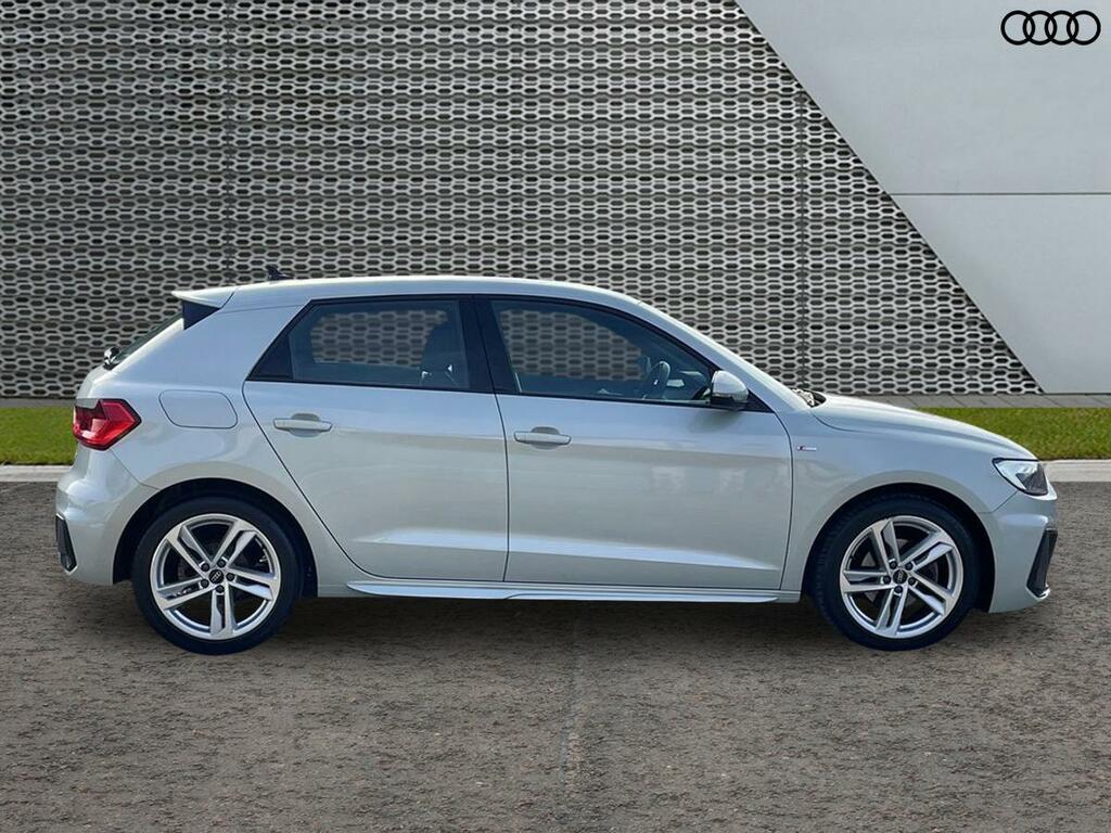 Audi A1 S Line 35 Tfsi 150 Ps S Tronic Silver #4