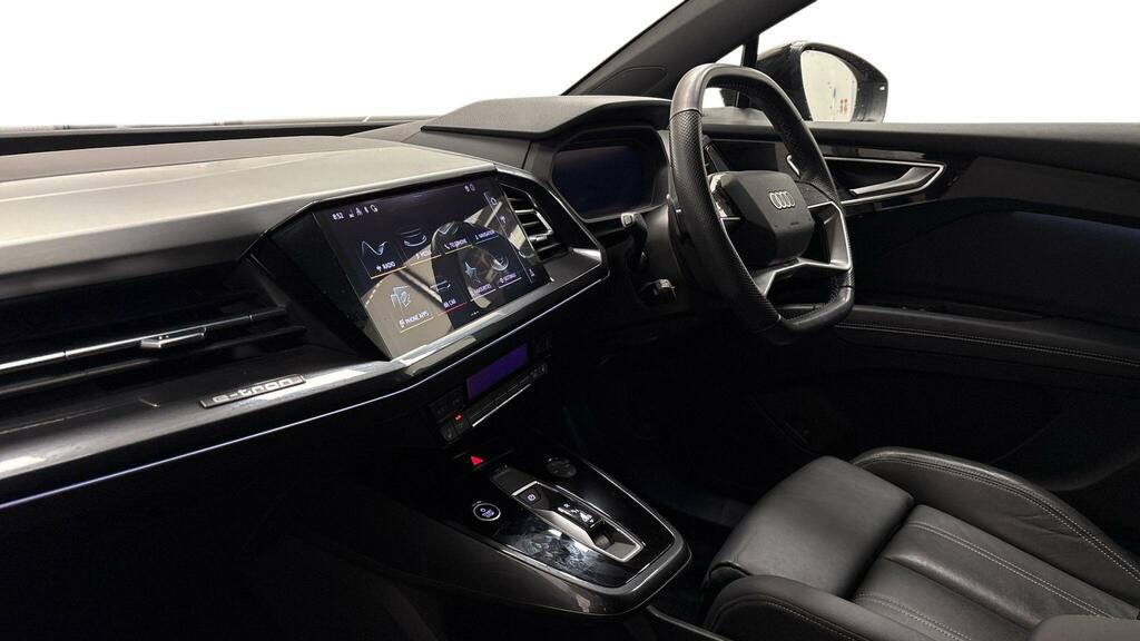 Audi Q4 E Tron 40 S Line 82Kwh Black #6