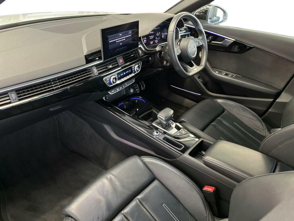 Audi A4 2.0 Tdi 35 Black Edition S Tronic Euro 6 Ss White #6
