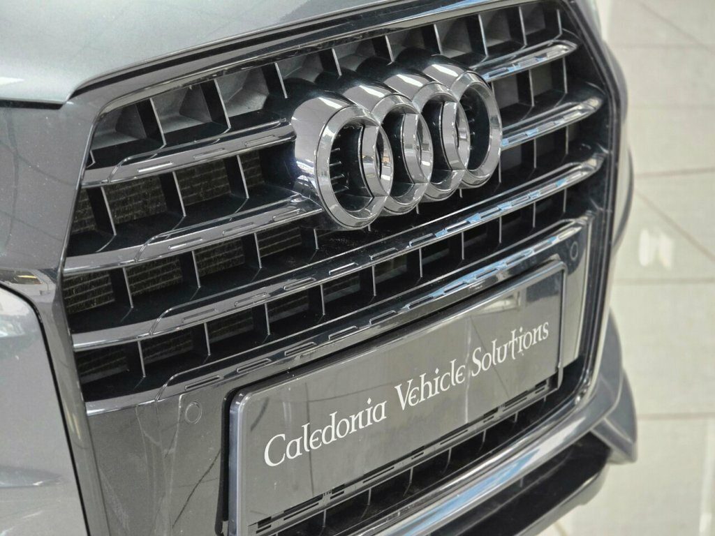 Audi Q3 1.4T Fsi S Line Edition - Suv 5 Seats Blue #37