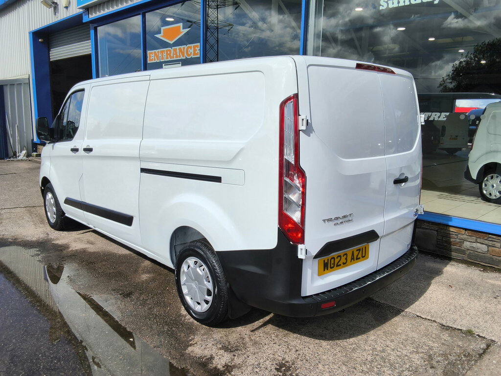 Ford Transit Custom 2.0 300 Ecoblue Leader Panel Van White #4