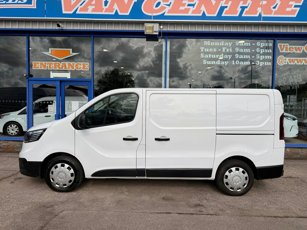 Renault Trafic 2.0 Dci Blue Sl30 Advance Panel Van Man HK73FPL White #3
