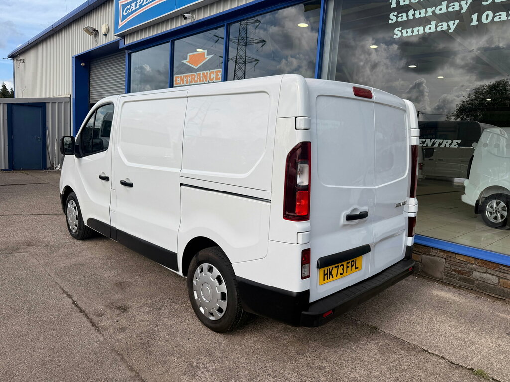 Renault Trafic 2.0 Dci Blue Sl30 Advance Panel Van Man HK73FPL White #4
