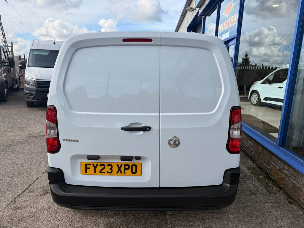 Vauxhall Combo 1.5 Turbo D 2300 Pro Panel Van L White #5