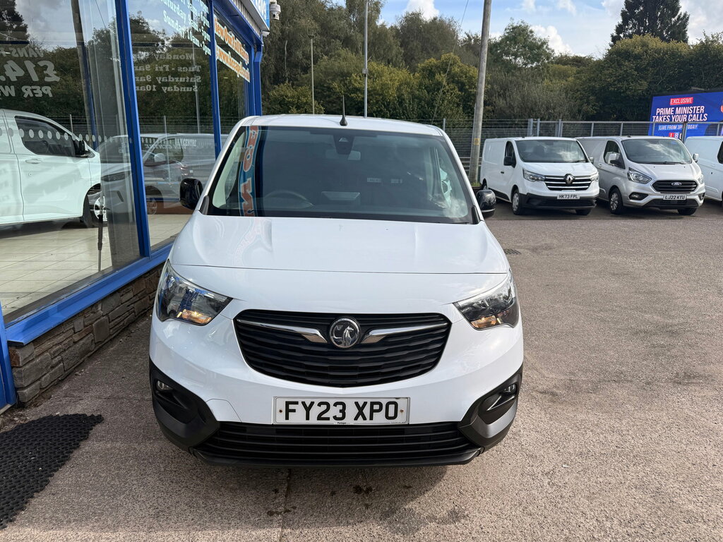 Vauxhall Combo 1.5 Turbo D 2300 Pro Panel Van L White #2