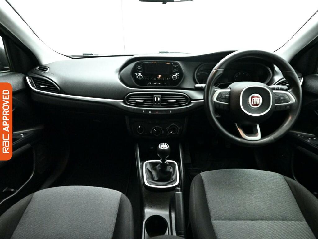 Fiat Tipo 1.4 Mpi Street Hatchback Euro 6 Black #2
