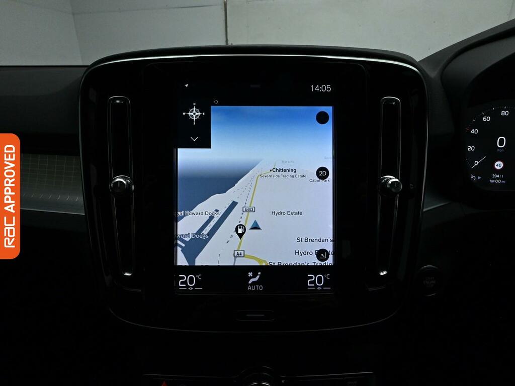 Volvo XC40 2.0 D3 Momentum Suv Euro 6 Ss White #3