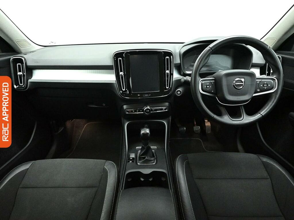 Volvo XC40 2.0 D3 Momentum Suv Euro 6 Ss White #2