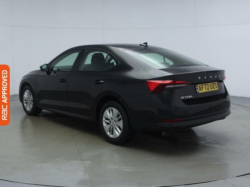 Skoda Octavia 2.0 Tdi Se Technology Hatchback Black #4