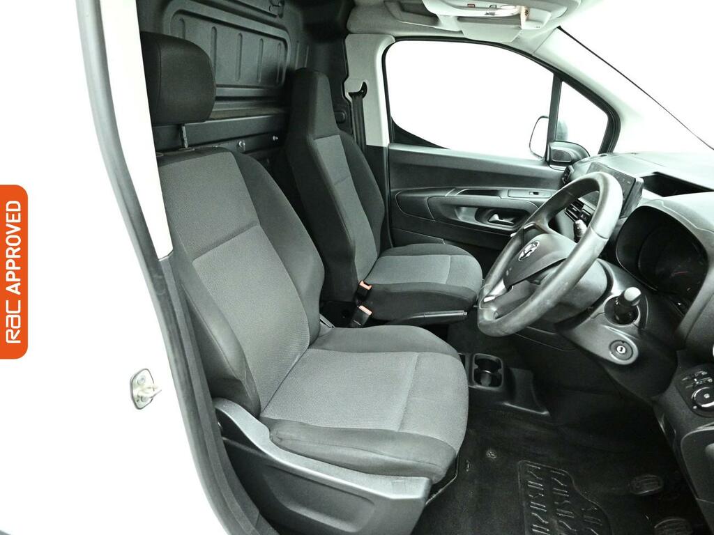 Vauxhall Combo 1.2 Turbo 2000 Edition Panel Van White #2