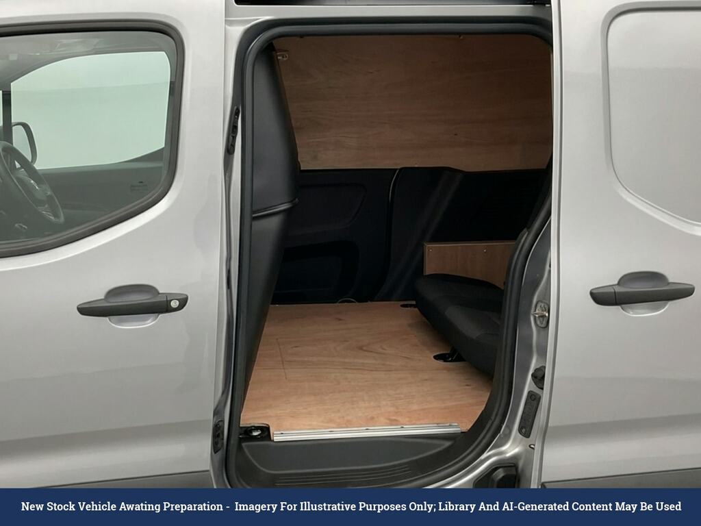 Vauxhall Combo 1.5 Turbo D 2000 Dynamic Panel Van Manu Grey #2