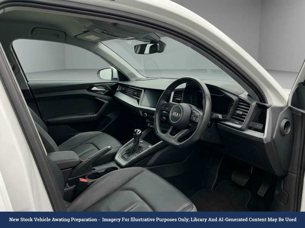 Audi A3 1.0 Tfsi 30 Sport Sportback Euro White #3