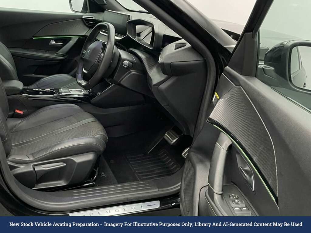 Peugeot e-2008 Suv  #3