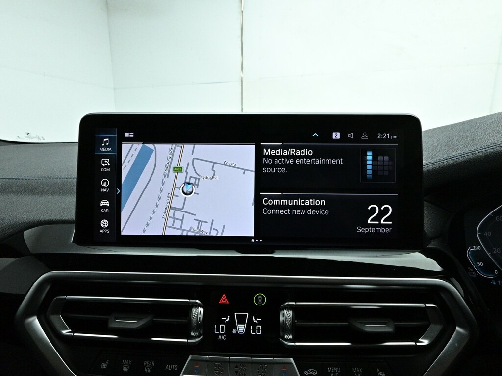 BMW iX3 80Kwh M Sport Suv 286 Ps White #3