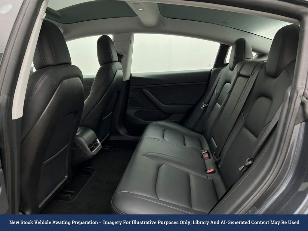 Tesla Model 3 Dual Motor Performance Saloon Grey #4