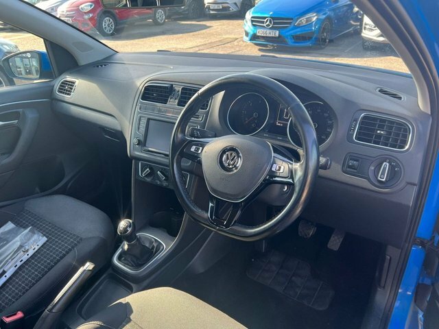 Volkswagen Polo Tdi Bluemotion Tech Se Blue #6