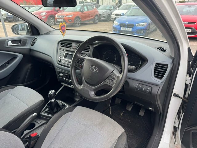 Hyundai I20 1.2 Premium Euro 6 Orange #5
