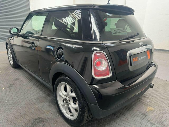 Mini Hatch 1.6 One Hatchback Euro 5 98 Ps Black #3