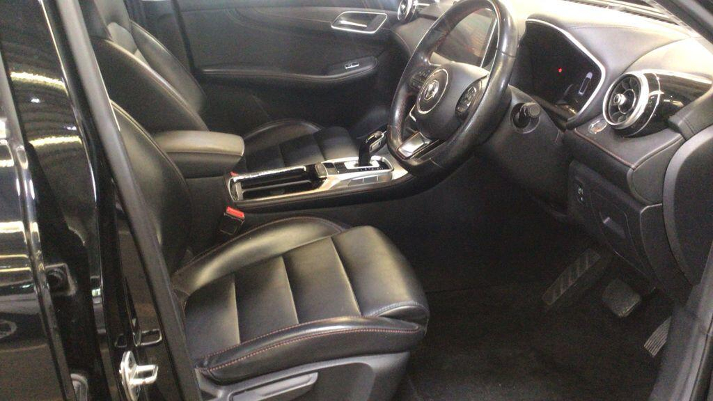 MG HS 1.5 T-gdi Exclusive Euro 6 Ss Black #10