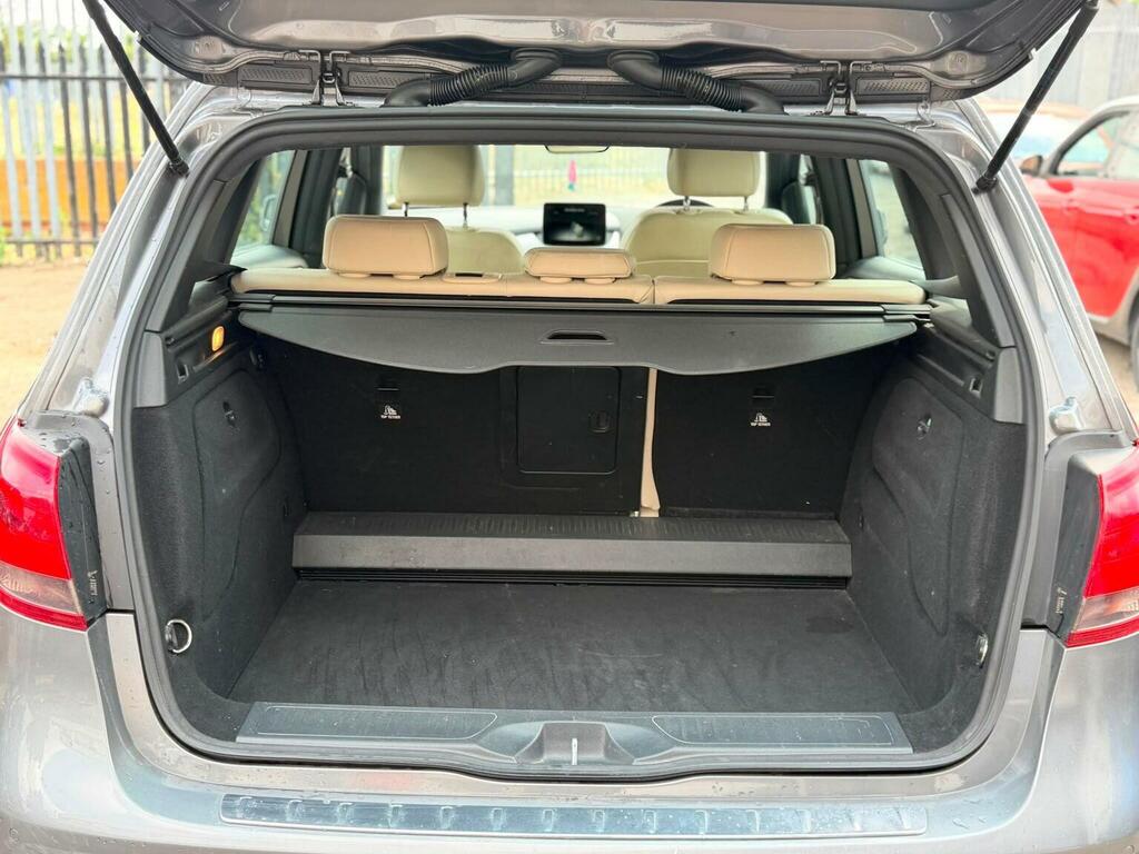 Mercedes-Benz B Class 2.1 B 200 D Amg Line Executive 134 Bhp Silver #40