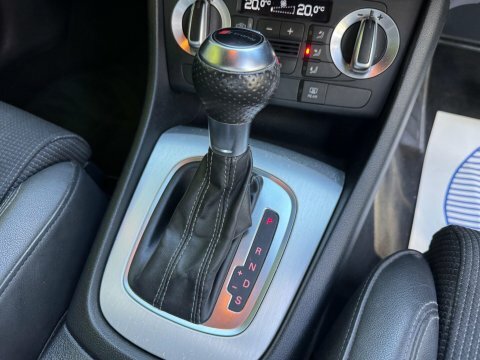 Audi Q3 2.0 Tdi Quattro S Line 5-Door Grey #30