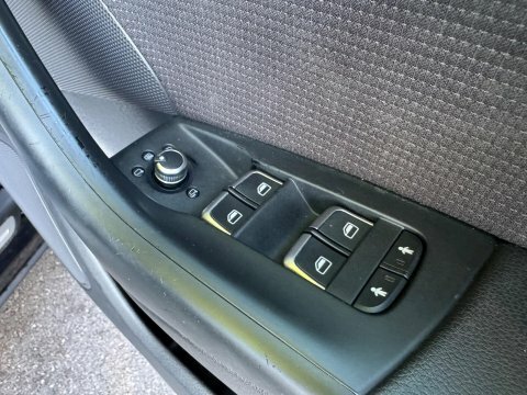 Audi Q3 2.0 Tdi Quattro S Line 5-Door Grey #33