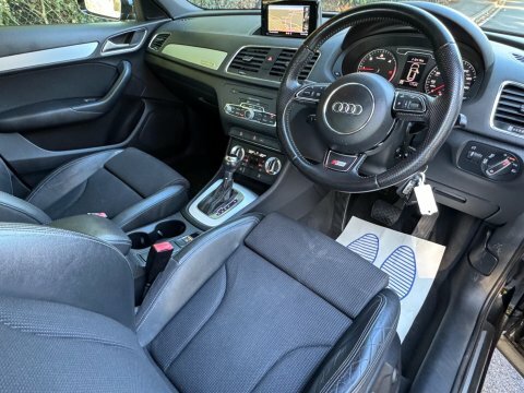 Audi Q3 2.0 Tdi Quattro S Line 5-Door Grey #2