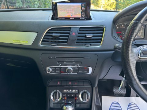 Audi Q3 2.0 Tdi Quattro S Line 5-Door Grey #28