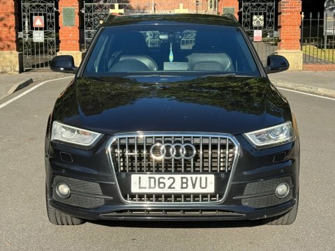 Audi Q3 2.0 Tdi Quattro S Line 5-Door Grey #3